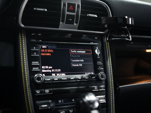 Used 2013 Porsche 911 Turbo S image 53