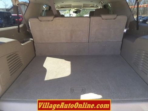 Used 2017 GMC Yukon XL SLT AWD/4WD image 28