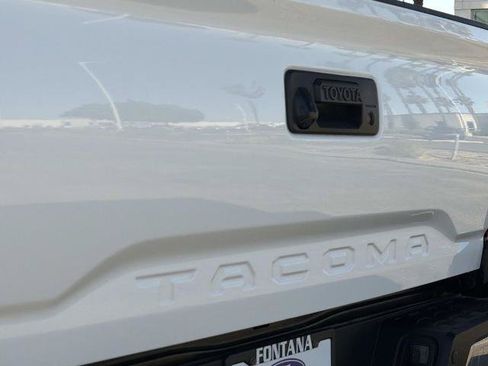 Used 2023 Toyota Tacoma SR5 AWD/4WD image 9