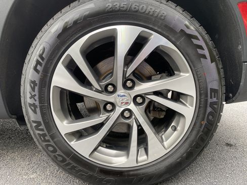 Used 2023 Buick Envision Essence FWD image 40