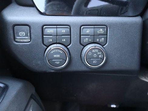 New 2026 Chevrolet Silverado 3500 LTZ w/ LTZ Convenience Package image 15