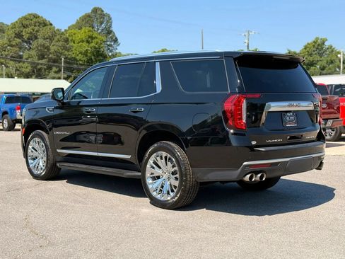Used 2021 GMC Yukon Denali AWD/4WD image 8