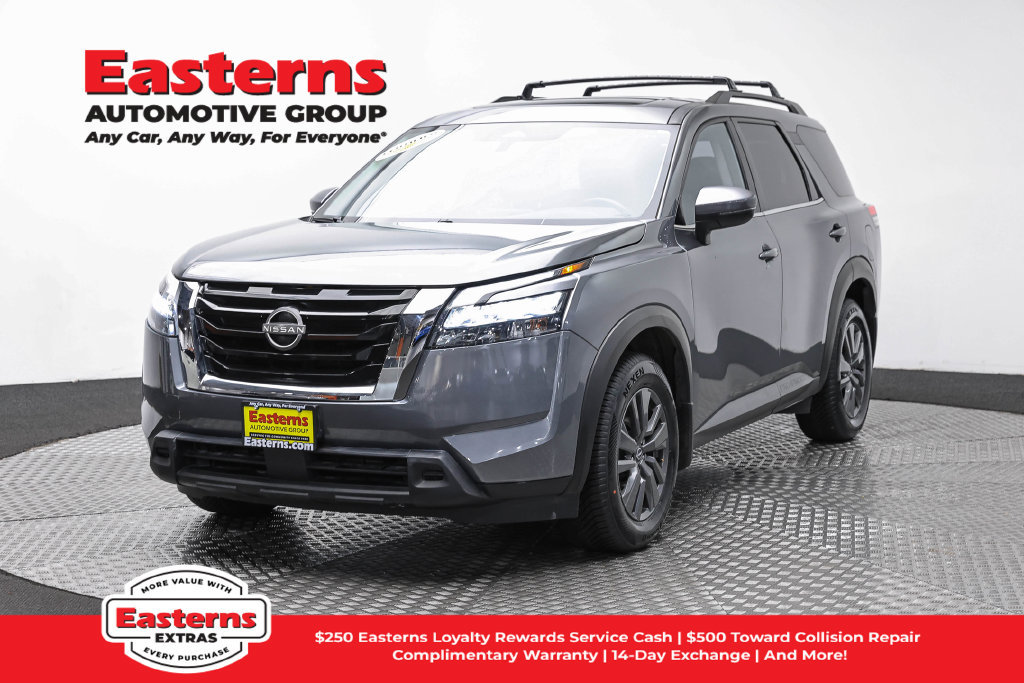 Used 2023 Nissan Pathfinder SV w/ SV Premium Package AWD/4WD image 1