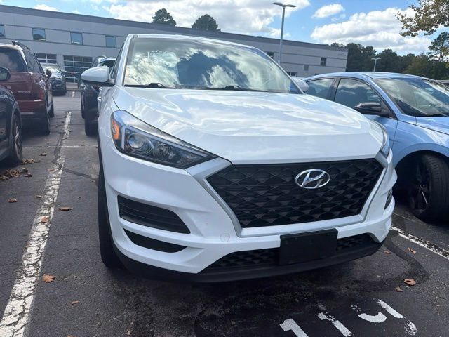 Used 2019 Hyundai Tucson SE FWD image 2
