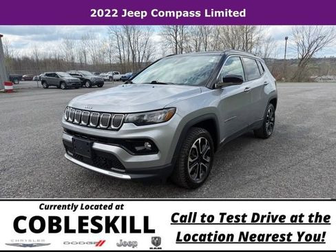 Used 2022 Jeep Compass Limited AWD/4WD image 9