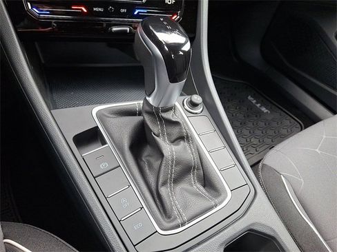 New 2026 Volkswagen Jetta Sport image 7