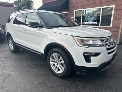 Used 2019 Ford Explorer XLT w/ Equipment Group 201A AWD/4WD image 1