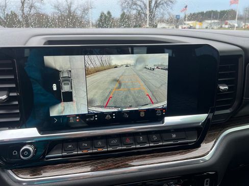 Used 2025 GMC Sierra 1500 Elevation w/ Elevation Premium Package image 18