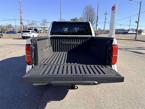 Certified 2024 Toyota Tacoma SR5 image 15