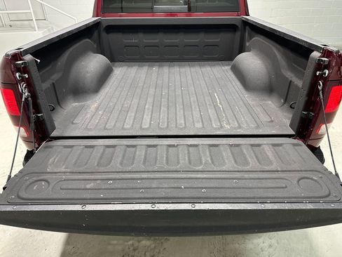 Used 2020 RAM 1500 Classic Warlock AWD/4WD image 8