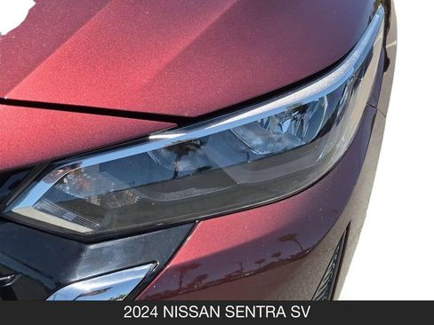 Used 2024 Nissan Sentra SV FWD image 10