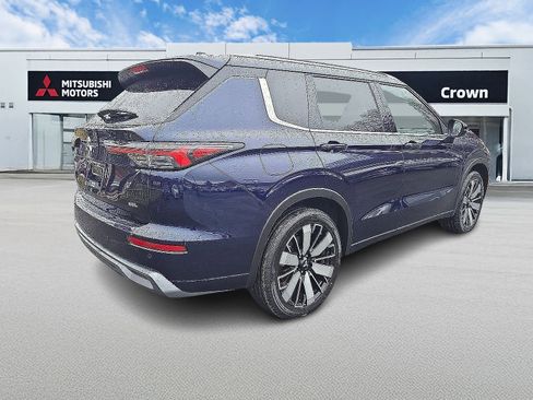 New 2026 Mitsubishi Outlander SEL image 4