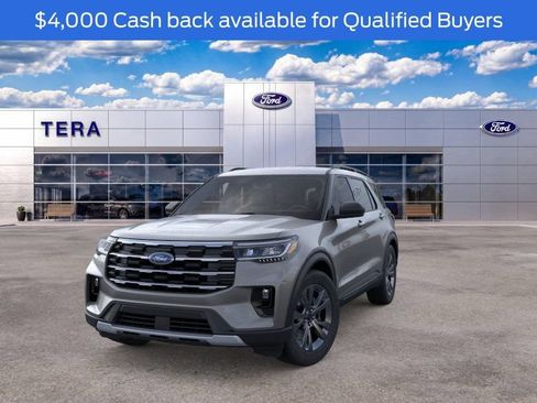 New 2026 Ford Explorer Active w/ Active Comfort Package AWD/4WD image 2