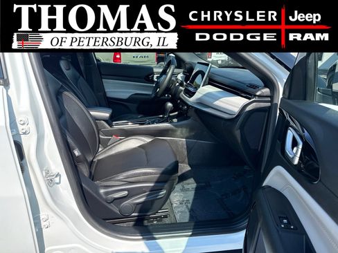 Used 2025 Jeep Compass Limited AWD/4WD image 26
