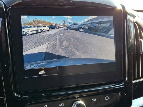 Certified 2023 Chevrolet Traverse LT w/ LPO, Floor Liner Package image 17