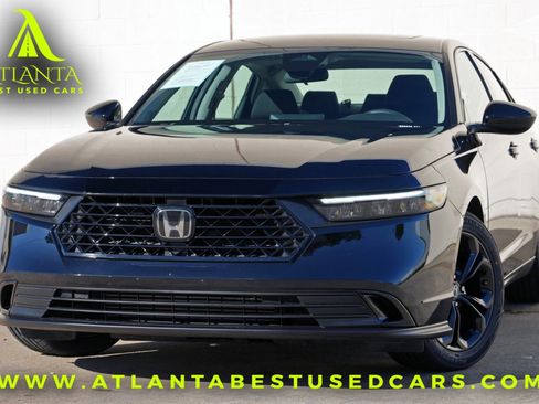 Used 2025 Honda Accord SE image 1