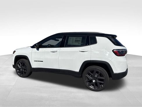 New 2026 Jeep Compass Limited image 5