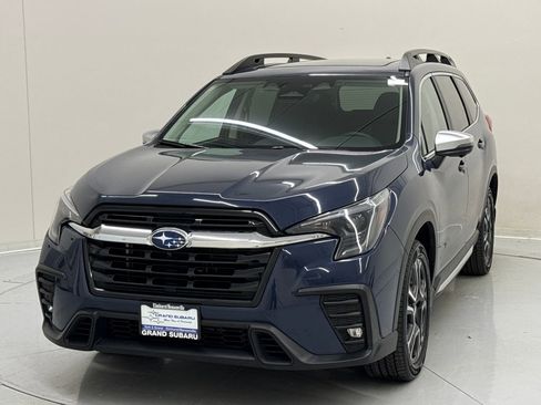 Certified 2023 Subaru Ascent Limited w/ Technology Package image 1
