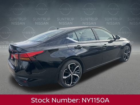 New 2025 Nissan Altima 2.5 SR image 7