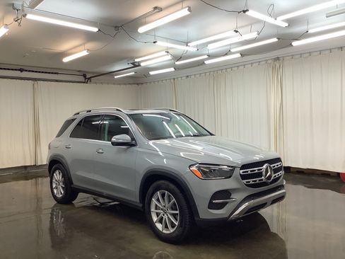 Used 2024 Mercedes-Benz GLE 350 4MATIC image 4