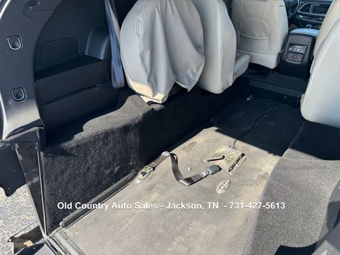 Used 2020 Buick Enclave Essence image 25