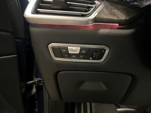 Used 2022 BMW X5 xDrive45e w/ M Sport Package image 16