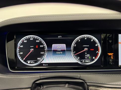 Used 2017 Mercedes-Benz S 550 Sedan image 2