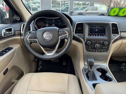 Used 2018 Jeep Grand Cherokee Limited image 14