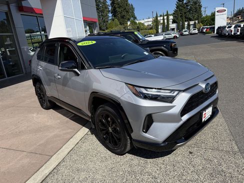 Certified 2024 Toyota RAV4 XSE w/ Weather Package AWD/4WD image 9