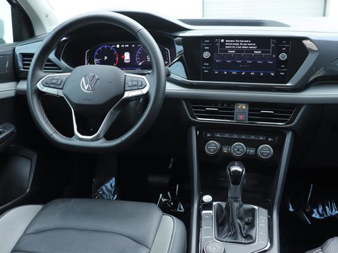 Used 2023 Volkswagen Taos SEL image 29