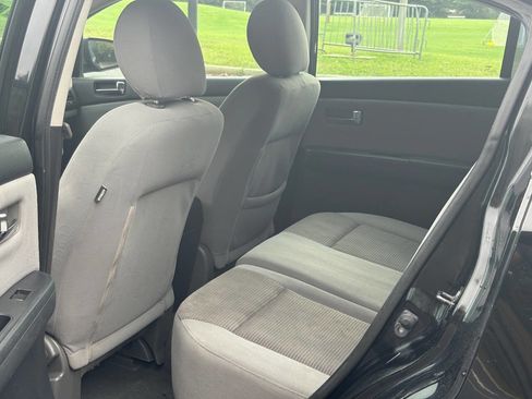 Used 2012 Nissan Sentra 2.0 SR w/ Special Edition Pkg image 23