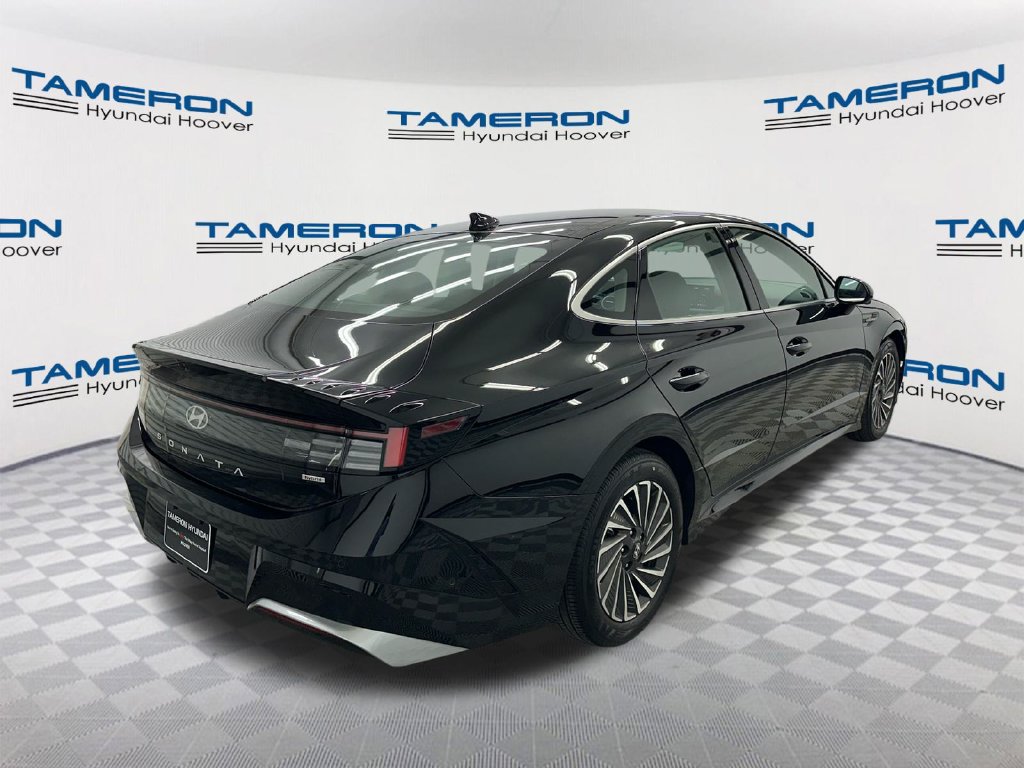 Used 2026 Hyundai Sonata Limited FWD image 5