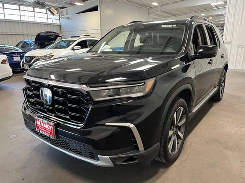 Used 2023 Honda Pilot Elite image 7
