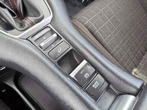 Used 2024 Honda HR-V Sport image 30