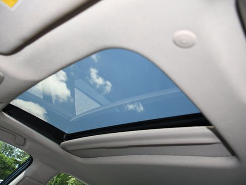 Used 2023 Honda Accord EX image 7