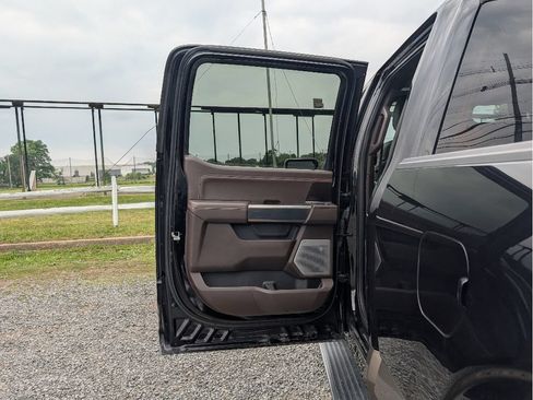 Used 2022 Ford F150 King Ranch w/ Equipment Group 601A High AWD/4WD image 11