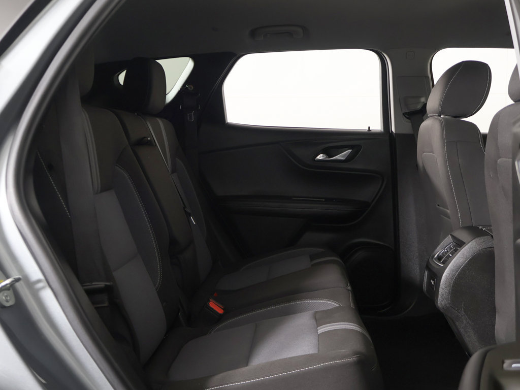 Used 2025 Chevrolet Blazer LT AWD/4WD image 28