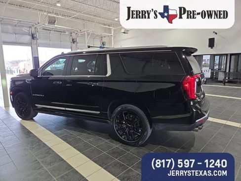 Used 2022 GMC Yukon XL Denali image 6