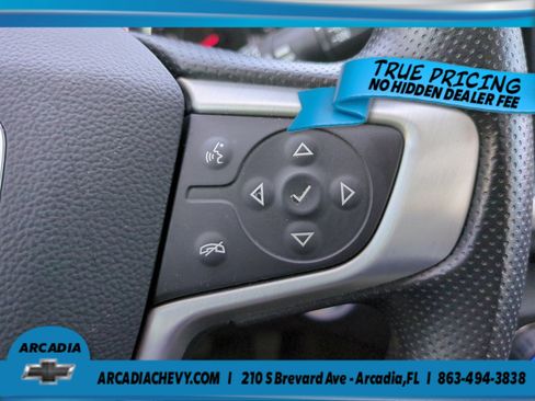 Used 2024 GMC Terrain SLE w/ Driver Convenience Package FWD image 23