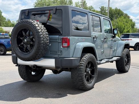 Used 2015 Jeep Wrangler Unlimited Sahara w/ Trailer Tow Group AWD/4WD image 8
