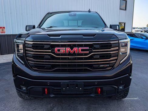 Used 2024 GMC Sierra 1500 AT4 w/ AT4 Preferred Package AWD/4WD image 5