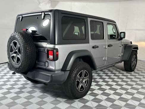 Used 2019 Jeep Wrangler Unlimited Sport S image 8