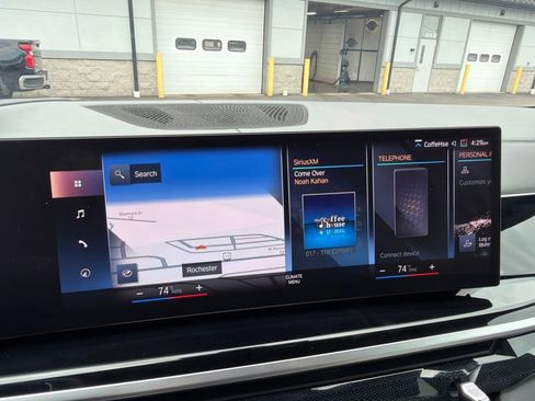 Used 2023 BMW X7 xDrive40i w/ Executive Package AWD/4WD image 9