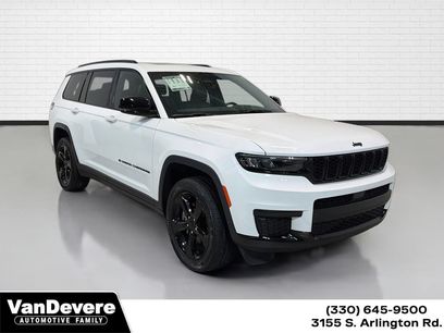 Used 2023 Jeep Grand Cherokee L Laredo