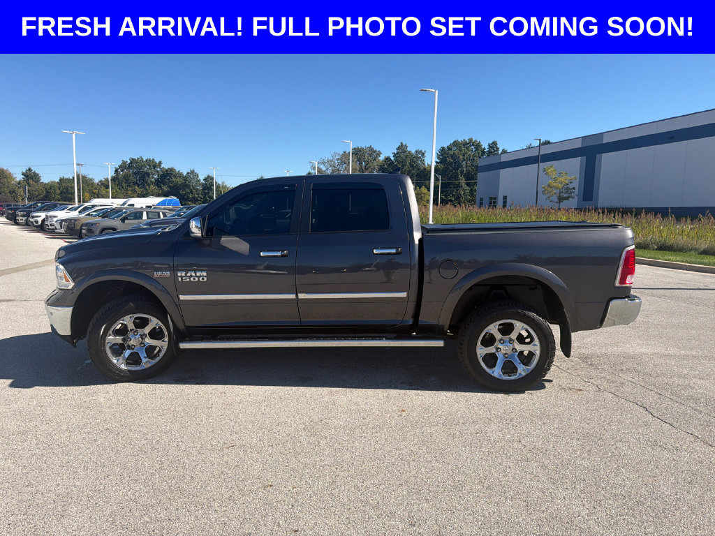Used 2017 RAM 1500 Laramie w/ Convenience Group AWD/4WD image 7