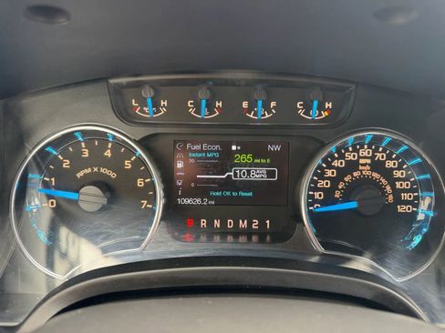 Used 2014 Ford F150 XLT w/ Equipment Group 302A Luxury image 19