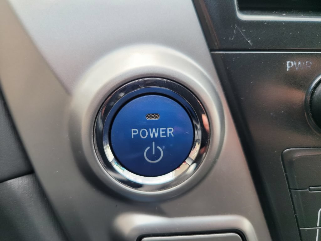 Used 2013 Toyota Prius V Five FWD image 28