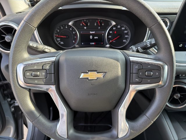 Used 2024 Chevrolet Blazer LT w/ Convenience Package FWD image 17