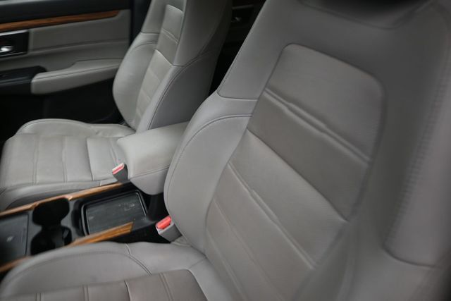 Used 2020 Honda CR-V Touring image 18
