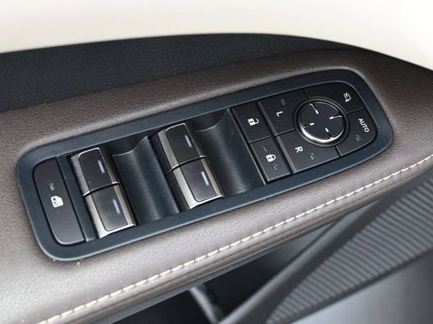 Used 2023 Lexus RX 350 Premium w/ Cold Area Package AWD/4WD image 4
